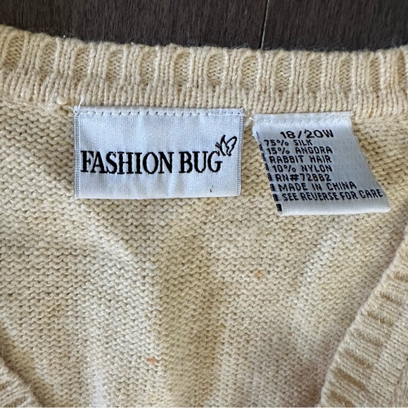 Vintage 90's Fashion Bug Silk Angora Blend Butter Yellow Sweater 18/20W - Picture 2 of 8